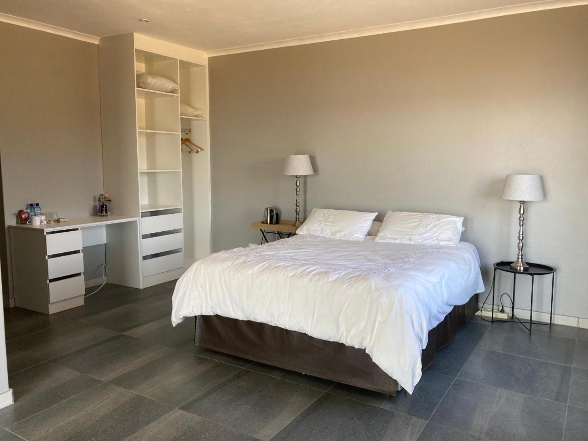 The Vaal Guesthouse Oranjeville ภายนอก รูปภาพ